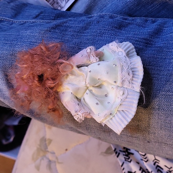 Small porcelain doll - Picture 2 of 2
